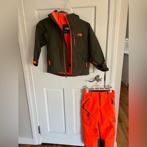The North Face Kids' Ski Jacket and Pants - XS (6)
